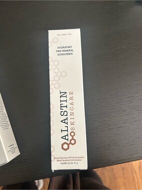 Alastin Skincare Hydratint Pro Mineral Sunscreen - NWT/sealed!